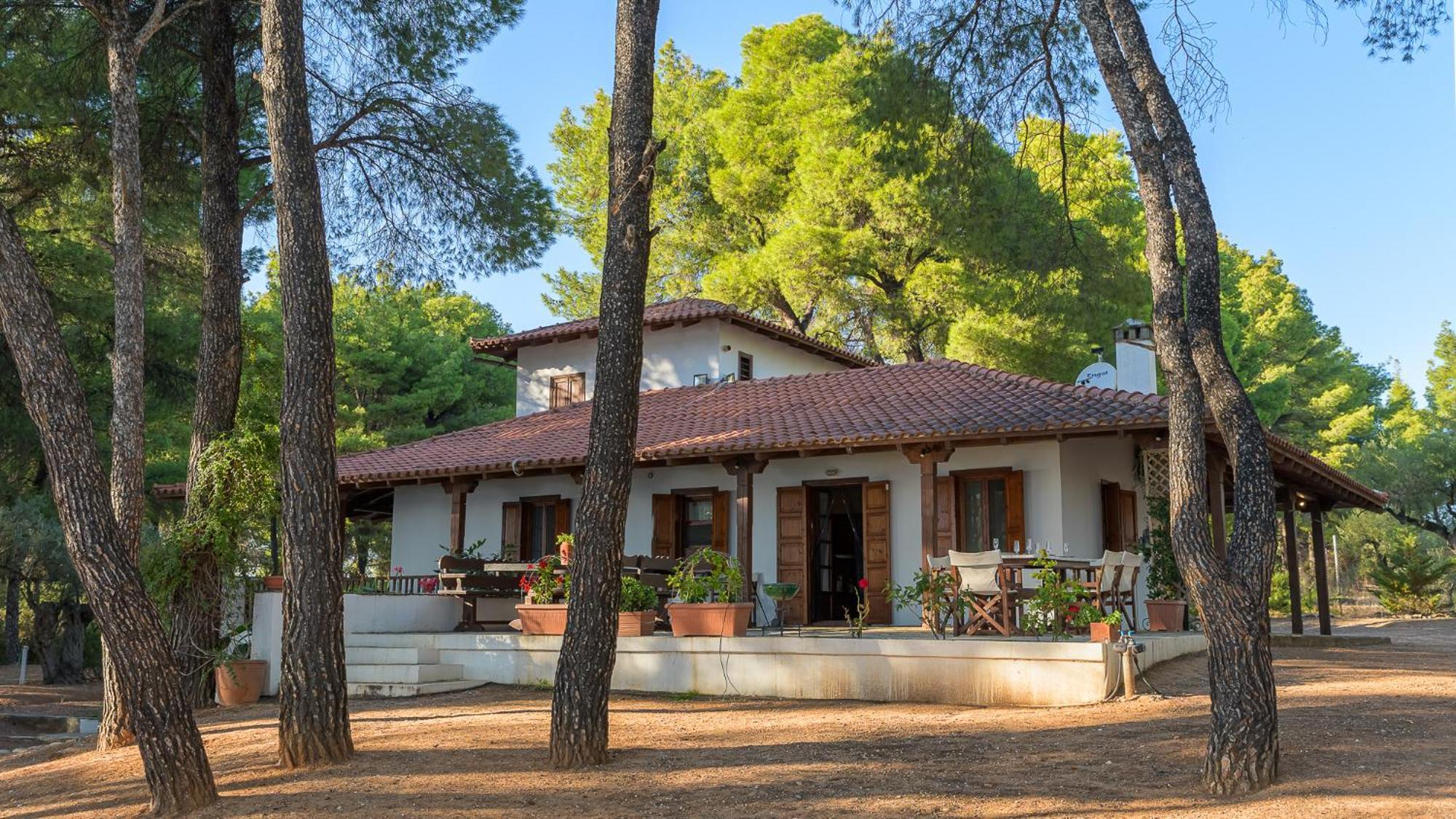 Squirrel Beach Front Villa, Metamorfosi 外观 照片